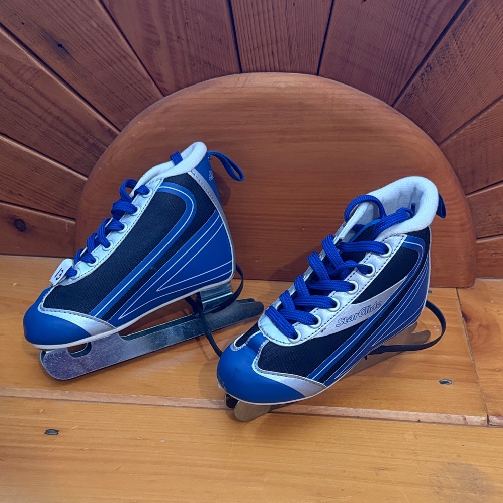 StarGlide Kids Ice Skates
